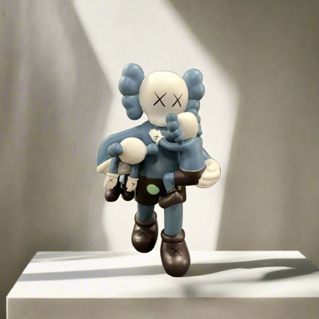 Kaws Creative Holding 2 Babies Kaws - Artifact