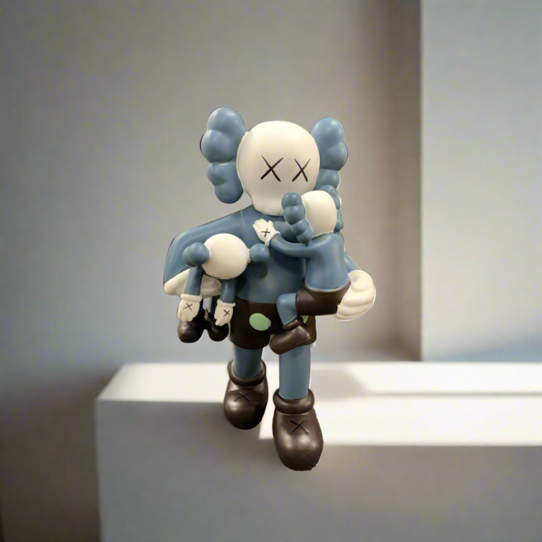 Kaws Creative Holding 2 Babies Kaws - Artifact