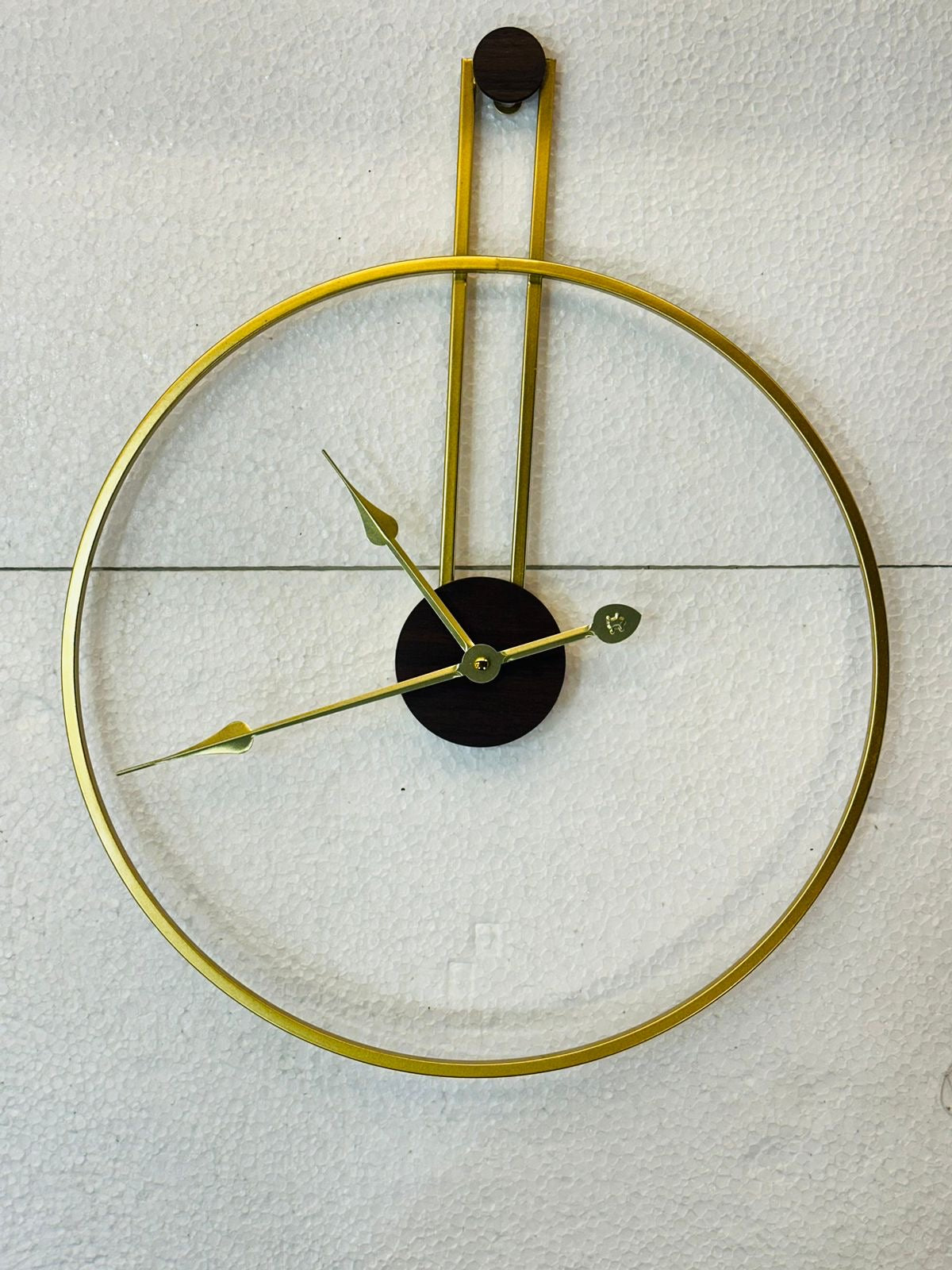 Golden Ring Clock