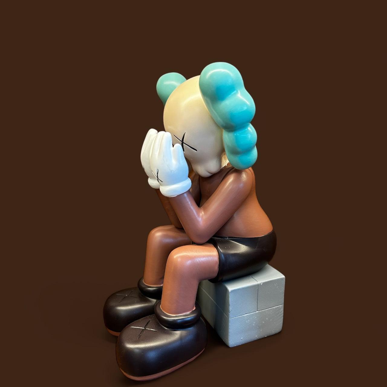 Kaws Figure Bff Face Sitting Posture - Artifacts - Mayra Decor & Interiors