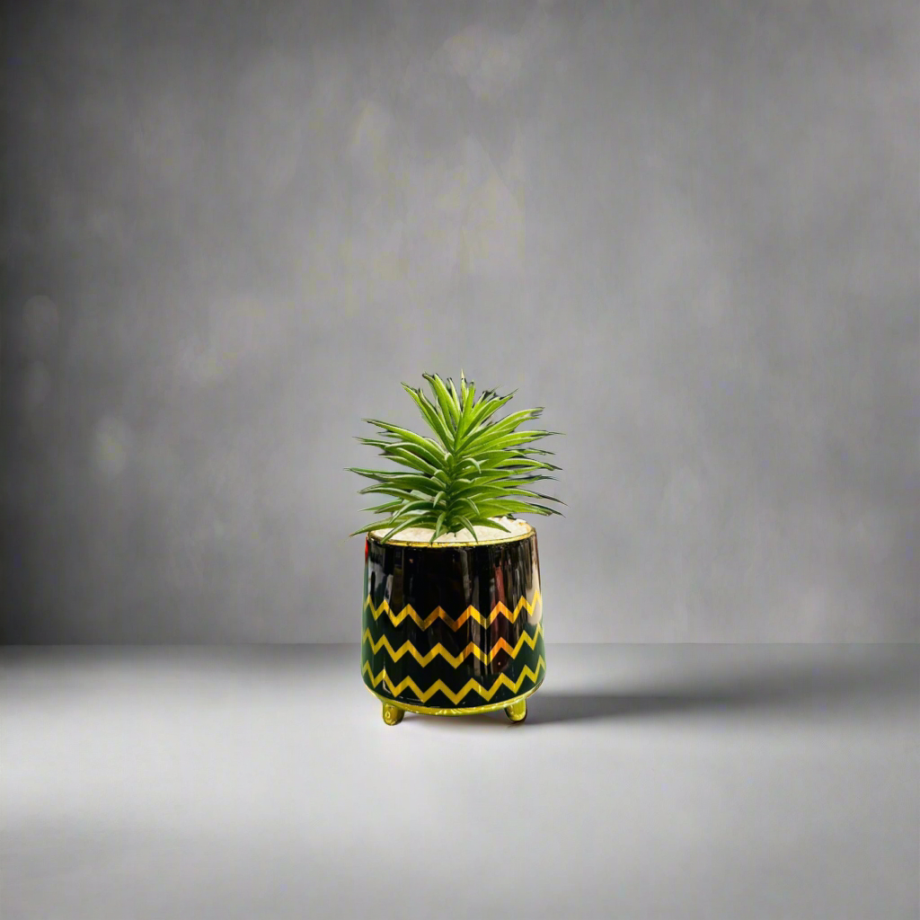 Line Pattern Small Planters