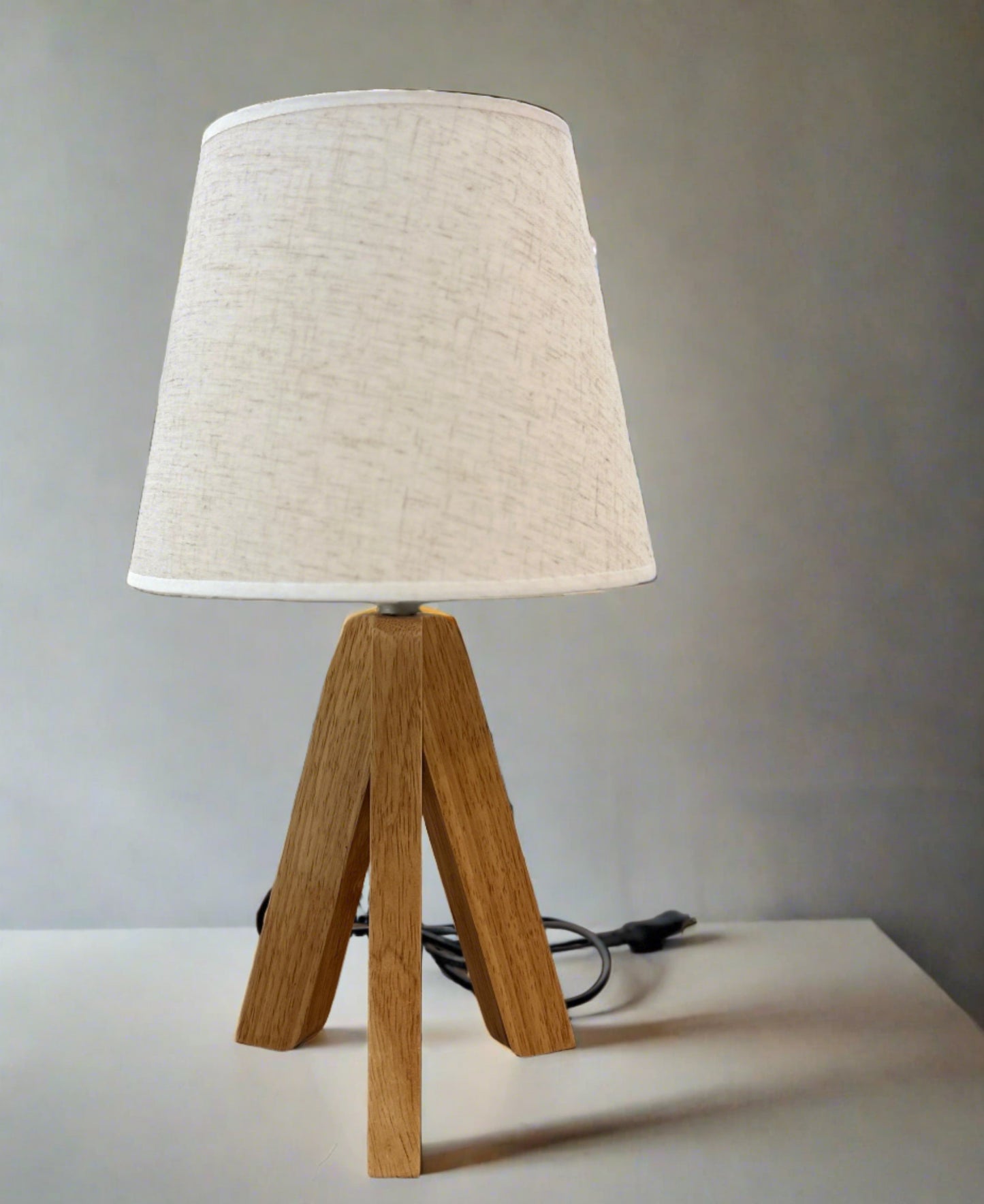 Wooden Tripod Lamp